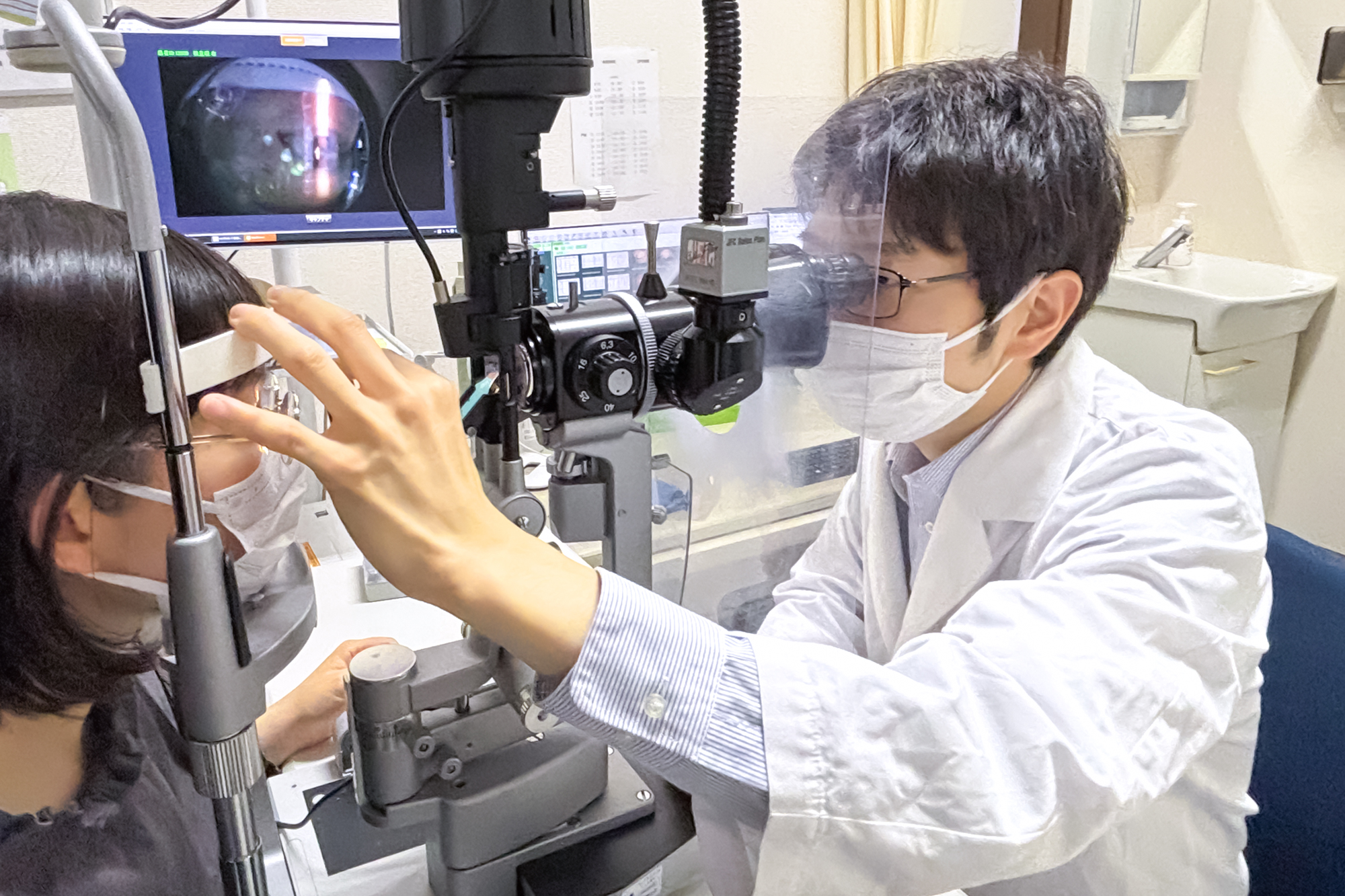 メガワールド 一社眼科